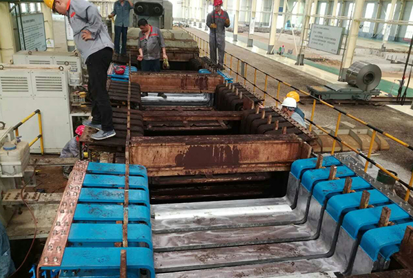 軋鋼電解電容裝置